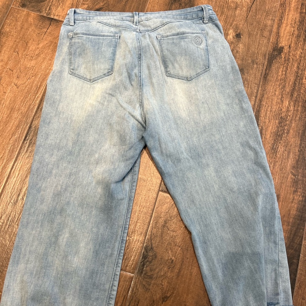 Laurie felt denim daisy denim wide leg crop Light Blue Women's Jeans - Picture 5 of 6